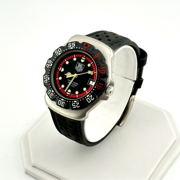 Tag Heuer Formula 1 Midsize 35mm Wrist Watch - Picture 1 of 11